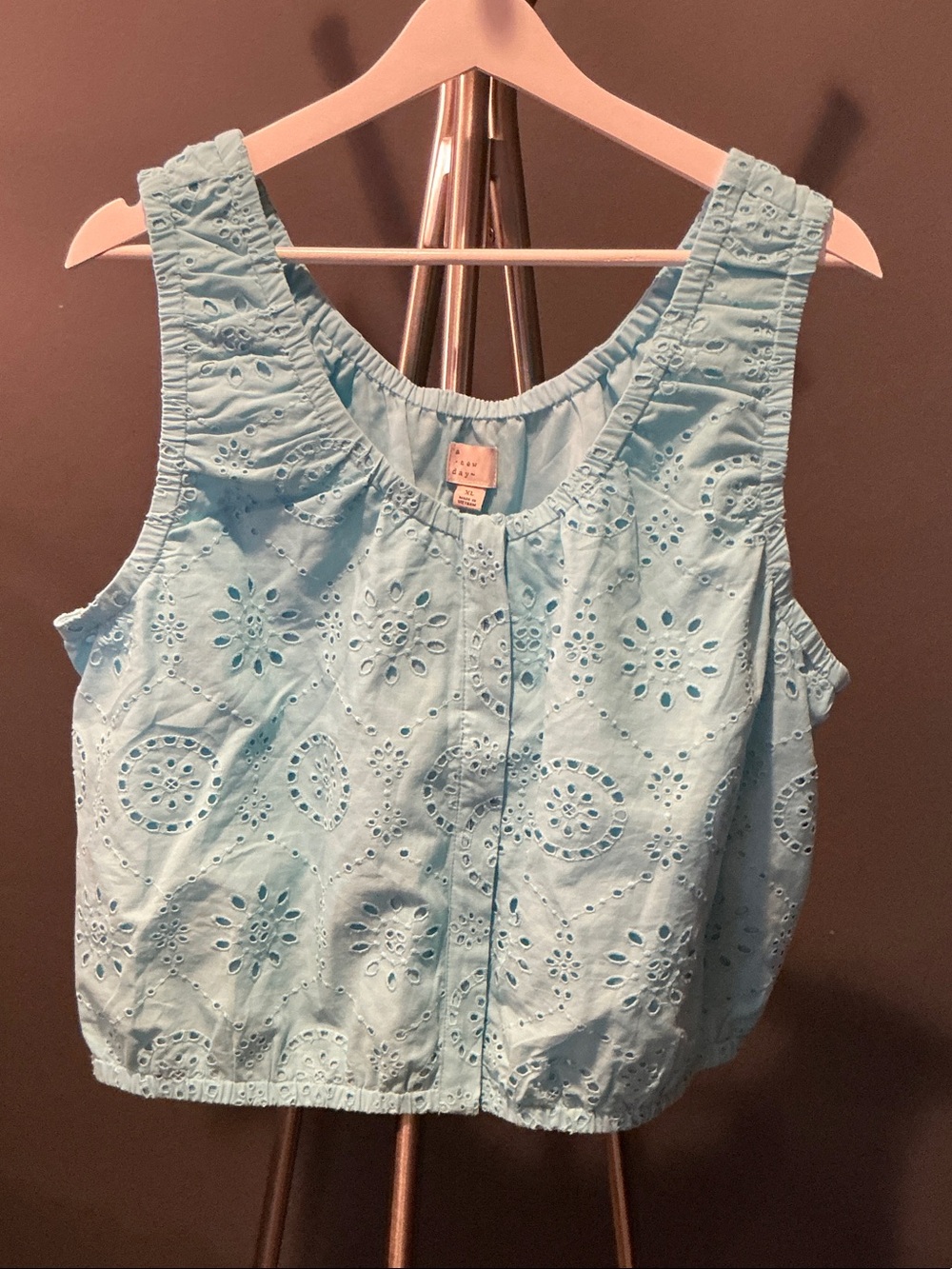 Light Blue Eyelet Sleeveless Crop Tank